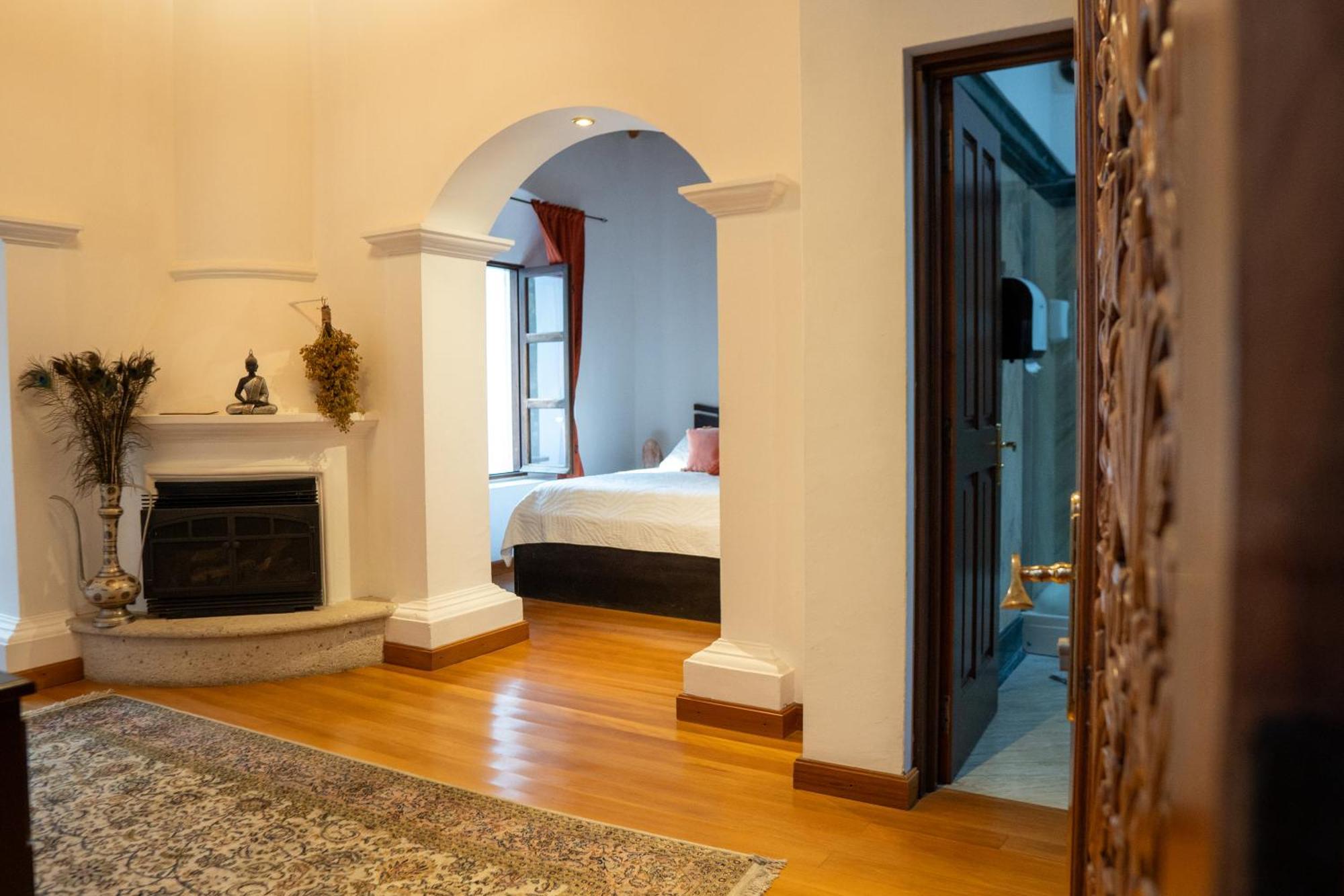 Indian Palace Hotel Boutique Spa & Restaurante Антигуа-Гватемала Экстерьер фото
